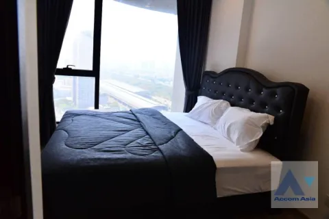 Condominio de 1 dormitorio en Huai Khwang, Bangkok, Tailandia № 219132