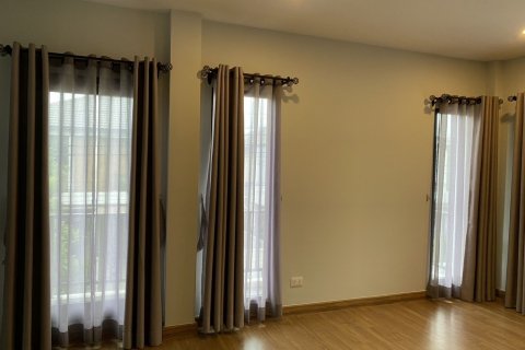 Maison à Bang Khun Thian, Bangkok, Thaïlande 3 chambres № 137573 - photo 11