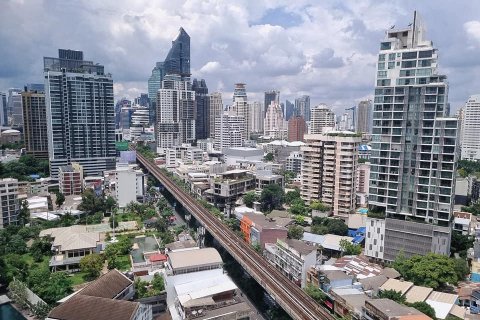 Condo in Bangkok, Thailand, 2 bedrooms  № 143438 - photo 9