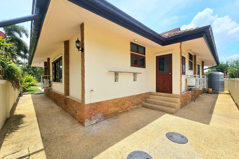 Villa in Hua Hin, Thailand 3 Schlafzimmer № 222156 - Foto 4