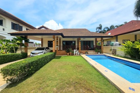 Villa in Hua Hin, Thailand 3 Schlafzimmer № 222156 - Foto 2