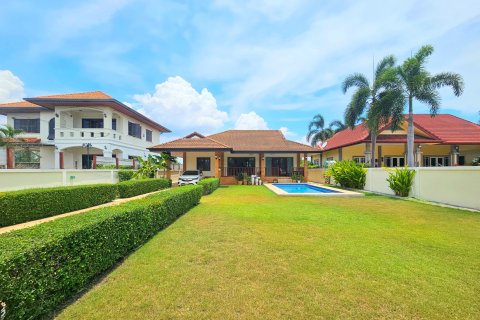Villa in Hua Hin, Thailand 3 Schlafzimmer № 222156 - Foto 6