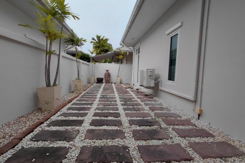 Villa in Hua Hin, Thailand 3 Schlafzimmer № 222161 - Foto 8