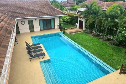 Villa in Hua Hin, Thailand 4 Schlafzimmer № 222157 - Foto 3