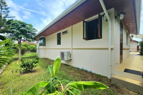 Villa in Hua Hin, Thailand 4 Schlafzimmer № 222157 - Foto 12