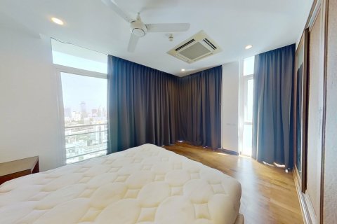 Condo in Watthana, Bangkok, Thailand, 4 bedrooms № 162076 - photo 3