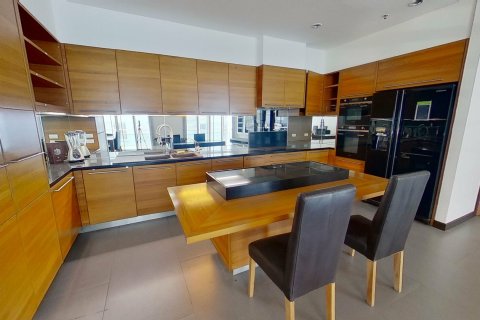 Condo in Watthana, Bangkok, Thailand, 4 bedrooms № 162076 - photo 6