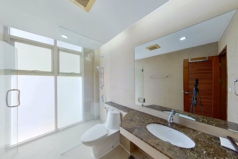 Condo in Watthana, Bangkok, Thailand, 4 bedrooms № 162076 - photo 10