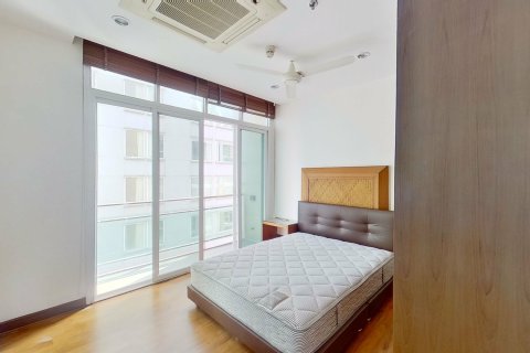 Condo in Watthana, Bangkok, Thailand, 4 bedrooms № 162076 - photo 14