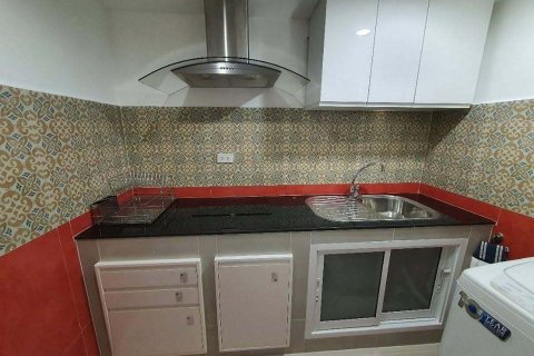 Condo à Yan Nawa, Bangkok, Thaïlande, 2 chambres  № 162078 - photo 11