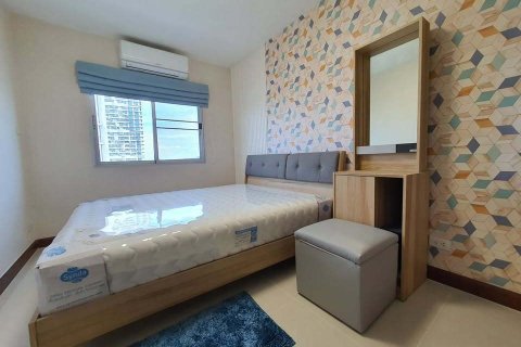 Condo à Yan Nawa, Bangkok, Thaïlande, 2 chambres  № 162078 - photo 8