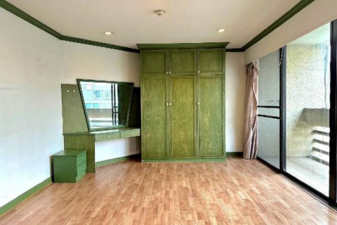 Кондоминиум с 3 спальнями в Клонг Тоэй, Бангкок, Таиланд № 114411 - фото 8