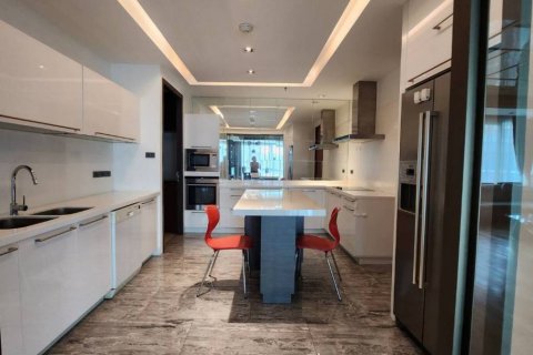 Кондоминиум с 4 спальнями в Бангкоке, Таиланд № 114413 - фото 4