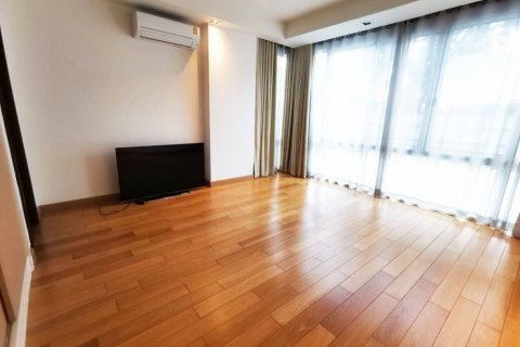 Кондоминиум с 4 спальнями в Бангкоке, Таиланд № 114412 - фото 9