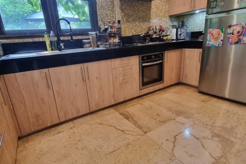 Villa in Phuket, Thailand 3 bedrooms № 145970 - photo 16