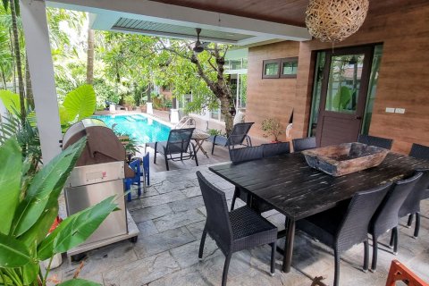 Villa in Phuket, Thailand 3 bedrooms № 145970 - photo 19