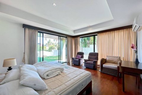 Вилла в Хуа Хине, Таиланд с 3 спальнями  № 118679 - фото 22