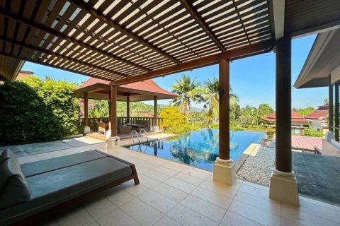 Вилла в Хуа Хине, Таиланд с 3 спальнями  № 118679 - фото 2