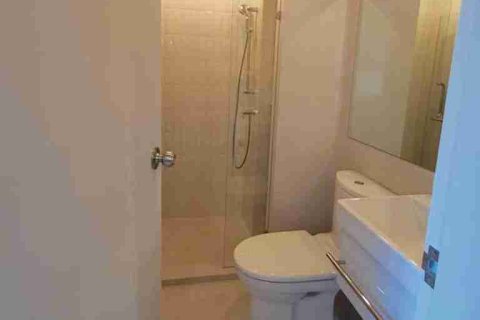 Condo in Bangkok, Thailand, 2 bedrooms № 183427 - photo 9