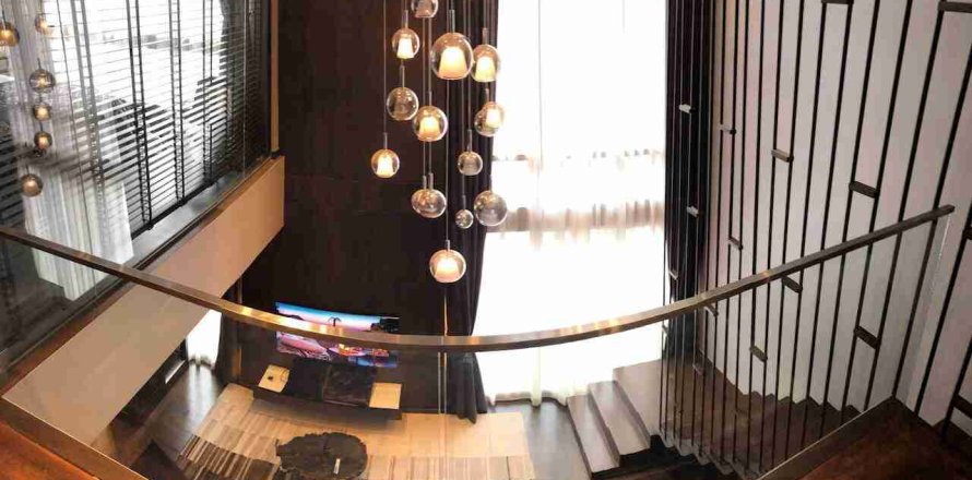 Condo in Bangkok, Thailand, 2 bedrooms  № 183430