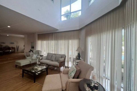 Кондоминиум с 7 спальнями в Пран Бури, Таиланд № 158918 - фото 5