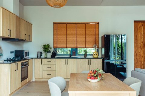 Villa in Surat Thani, Thailand 3 bedrooms № 158921 - photo 6