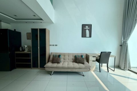 Duplex in Bang Lamung, Thailand 1 bedroom № 158920 - photo 3