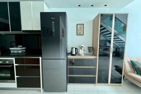 Duplex in Bang Lamung, Thailand 1 bedroom № 158920 - photo 4