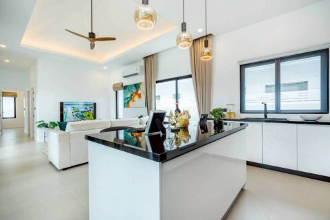 Villa in Hua Hin, Thailand 3 bedrooms № 146963 - photo 6