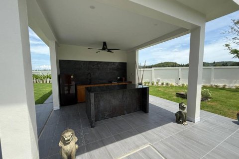 Вилла в Хуа Хине, Таиланд с 4 спальнями № 146962 - фото 10