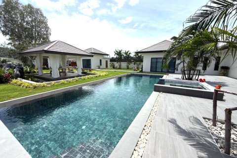 Вилла в Хуа Хине, Таиланд с 4 спальнями № 146962 - фото 3