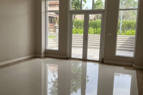 Дом в Бангкоке, Таиланд с 7 спальнями  № 146958 - фото 8