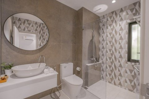 Studio in the Condo in Phuket, Thailand  № 137046 - photo 6