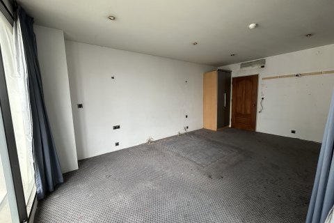 Кондоминиум с 2 спальнями в Ваттхане, Бангкок, Таиланд № 137049 - фото 13