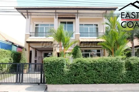 House in Pattaya, Thailand 3 bedrooms № 212602