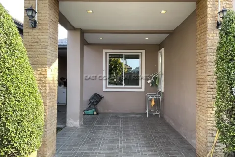 Casa de 3 dormitorios en Pattaya, Tailandia № 212602 - foto 19