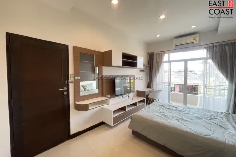 Casa de 3 dormitorios en Pattaya, Tailandia № 212602 - foto 11