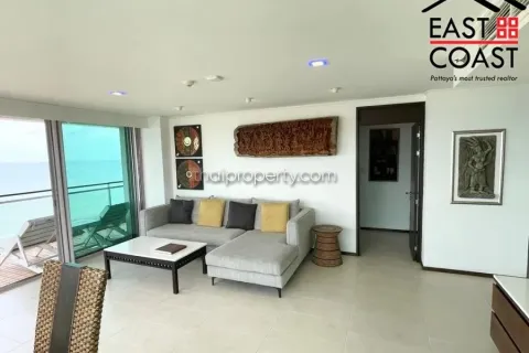 Condominio de 2 dormitorios en Pattaya, Tailandia № 212600 - foto 2