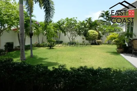 Casa de 3 dormitorios en Pattaya, Tailandia № 212598 - foto 7
