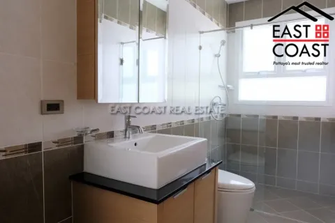 Casa de 3 dormitorios en Pattaya, Tailandia № 212598 - foto 16