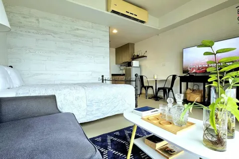 Studio in the Condo in Pattaya, Thailand  № 212604