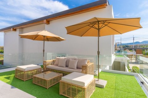 Villa in Phuket, Thailand 3 bedrooms № 133846 - photo 23