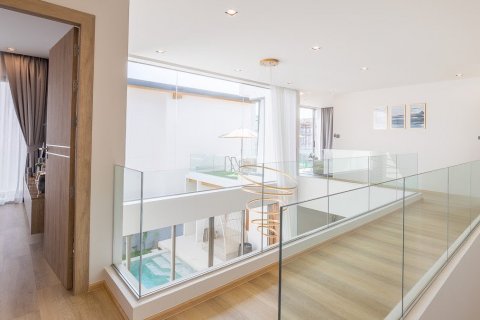 Villa in Phuket, Thailand 3 bedrooms № 133846 - photo 11