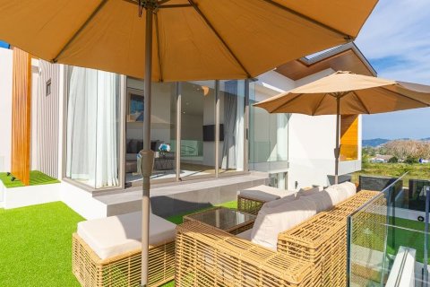 Villa in Phuket, Thailand 3 bedrooms № 133846 - photo 24