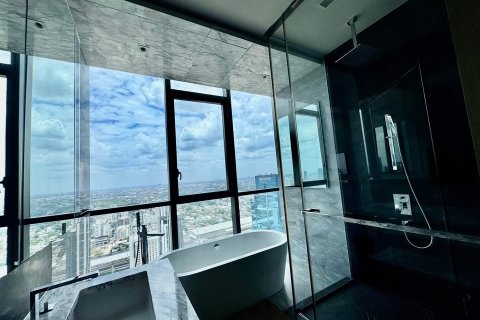 Condo in Bangkok, Thailand, 3 bedrooms  № 154561 - photo 13