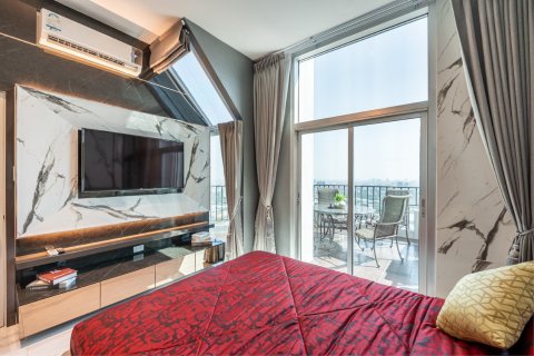 Condo in Bangkok, Thailand, 2 bedrooms  № 154560 - photo 13