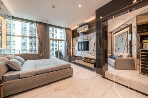 Condo in Bangkok, Thailand, 2 bedrooms  № 154560 - photo 7