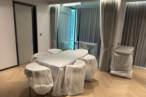 Condo in Bangkok, Thailand, 2 bedrooms № 154558 - photo 2