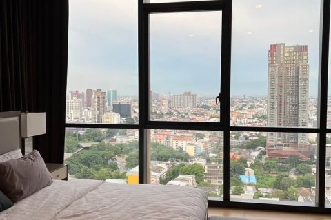 Condo in Bangkok, Thailand, 2 bedrooms  № 154559 - photo 7