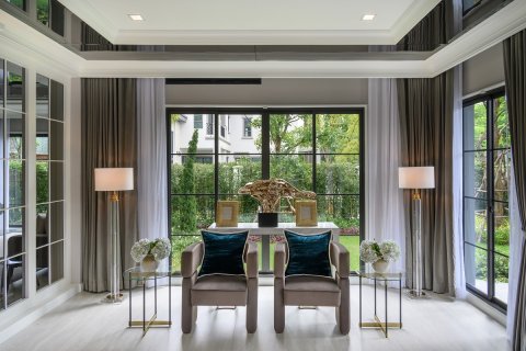Villa in Bangkok, Thailand 5 bedrooms № 165455 - photo 8
